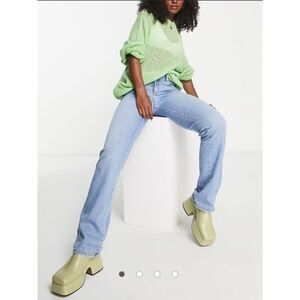 Dr Denim Dixy straight leg low rise jeans in hurricane light blue size XS